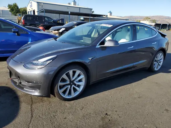 5YJ3E1EA7KF543033 2019 TESLA MODEL 3 - Image 1