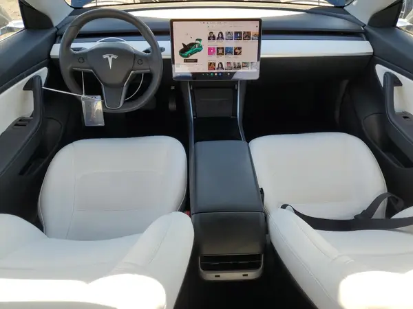 5YJ3E1EA7KF543033 2019 TESLA MODEL 3 - Image 8