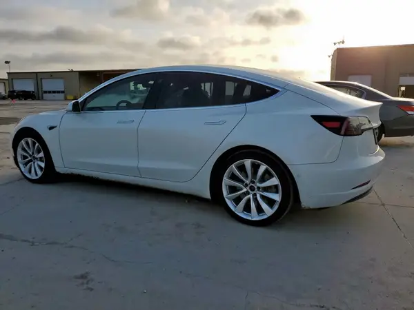 5YJ3E1EA7LF590998 2020 TESLA MODEL 3 - Image 2