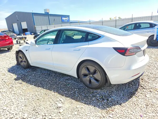 5YJ3E1EA7LF598213 2020 TESLA MODEL 3 - Image 2