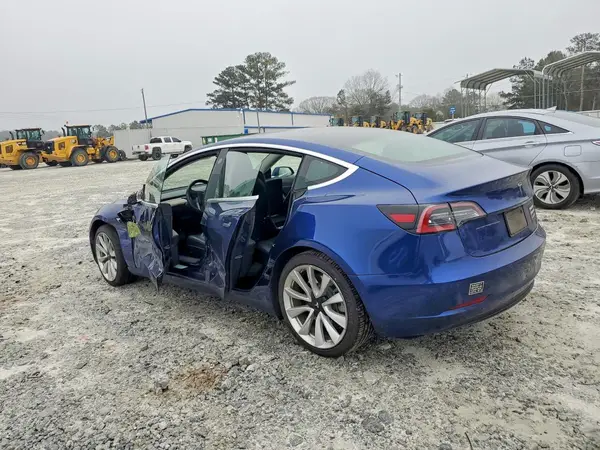 5YJ3E1EA7LF598602 2020 TESLA MODEL 3 - Image 2