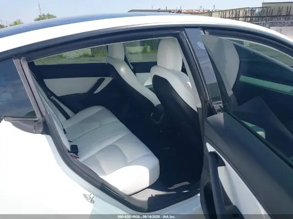 5YJ3E1EA7LF598986 2020 TESLA MODEL 3 - Image 8
