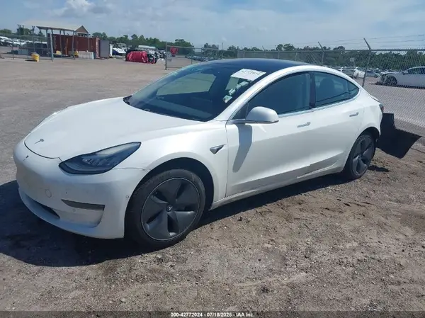 5YJ3E1EA7LF612661 2020 TESLA MODEL 3 - Image 2
