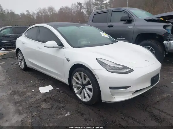 5YJ3E1EA7LF614555 2020 TESLA MODEL 3 - Image 1