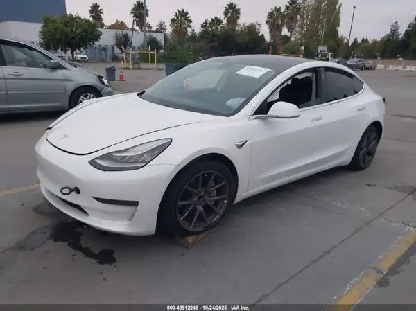 5YJ3E1EA7LF633297 2020 TESLA MODEL 3 - Image 2