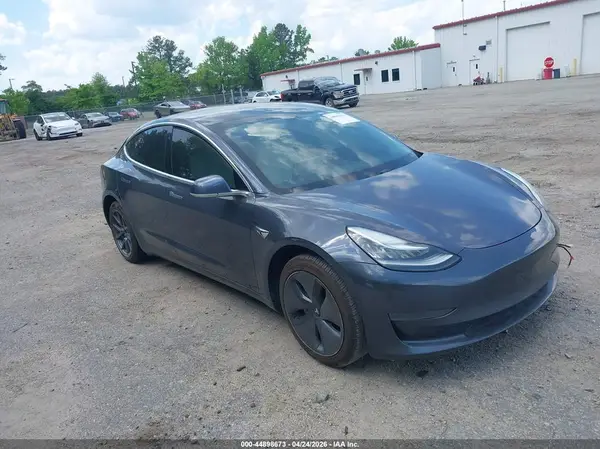 5YJ3E1EA7LF634563 2020 TESLA MODEL 3 - Image 1