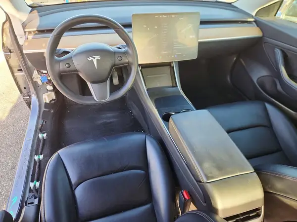 5YJ3E1EA7LF645689 2020 TESLA MODEL 3 - Image 8