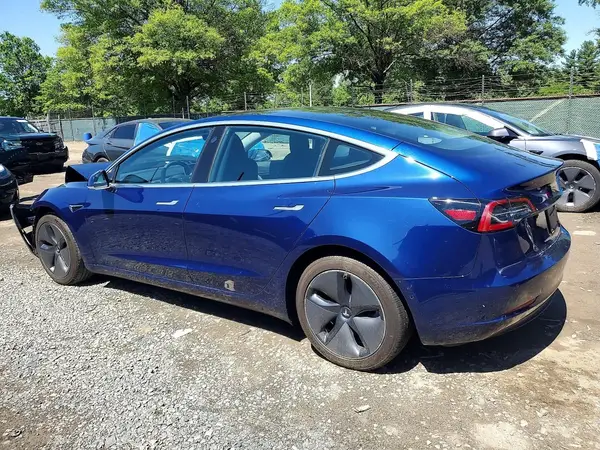 5YJ3E1EA7LF658460 2020 TESLA MODEL 3 - Image 2