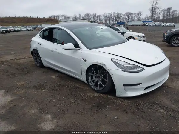 5YJ3E1EA7LF659172 2020 TESLA MODEL 3 - Image 1
