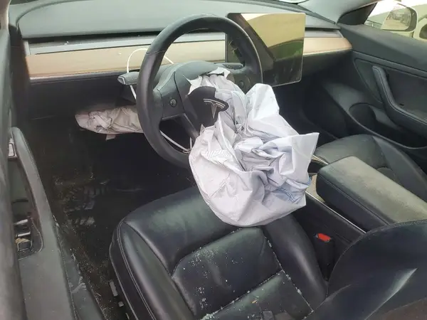 5YJ3E1EA7LF659883 2020 TESLA MODEL 3 - Image 8