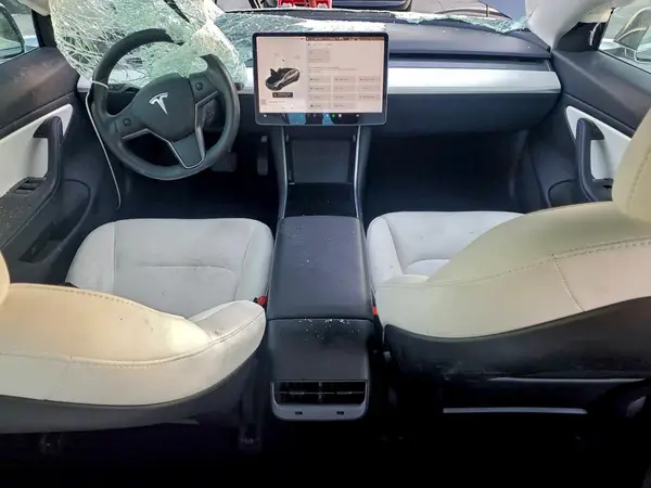 5YJ3E1EA7LF718009 2020 TESLA MODEL 3 - Image 8
