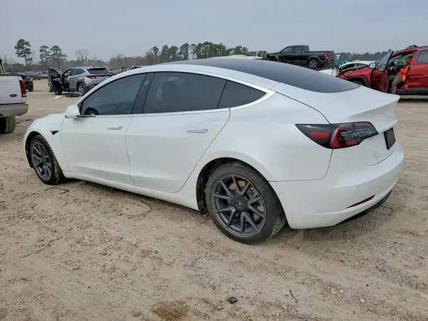 5YJ3E1EA7LF740415 2020 TESLA MODEL 3 - Image 2
