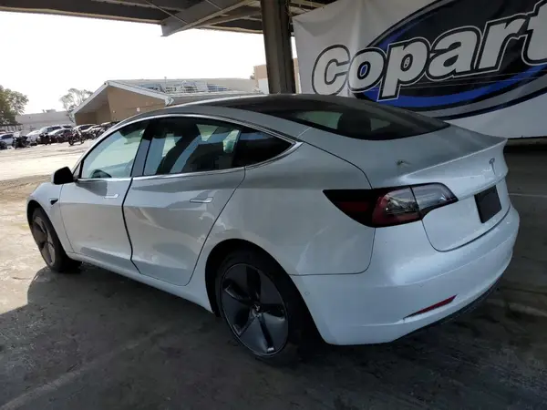 5YJ3E1EA7LF746988 2020 TESLA MODEL 3 - Image 2