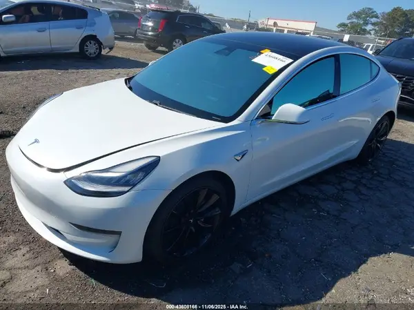 5YJ3E1EA7LF797584 2020 TESLA MODEL 3 - Image 2
