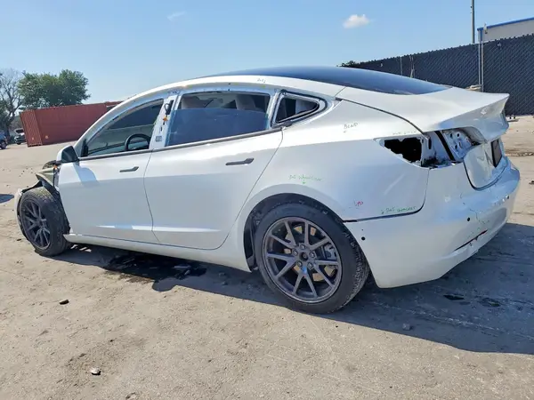 5YJ3E1EA7LF797875 2020 TESLA MODEL 3 - Image 2