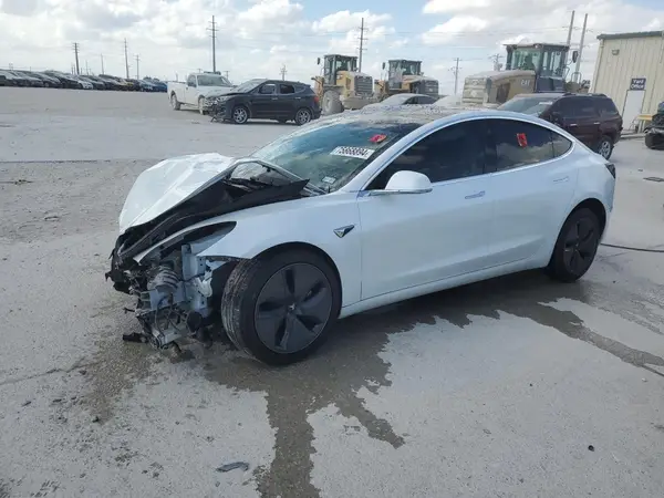 5YJ3E1EA7LF799853 2020 TESLA MODEL 3 - Image 1