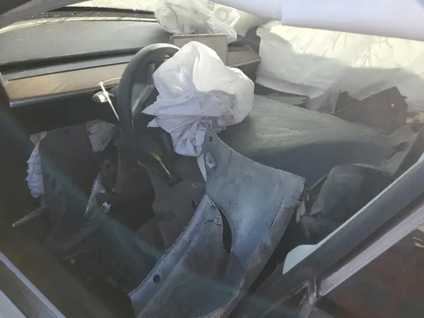 5YJ3E1EA7LF799853 2020 TESLA MODEL 3 - Image 8
