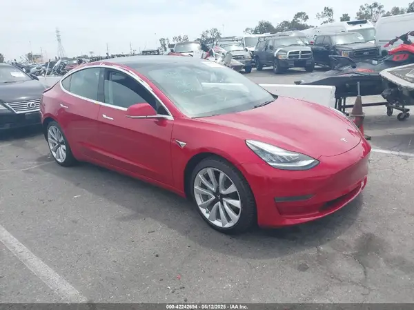 5YJ3E1EA7LF806266 2020 TESLA MODEL 3 - Image 1