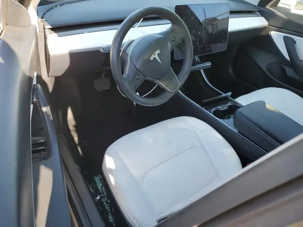 5YJ3E1EA7LF806865 2020 TESLA MODEL 3 - Image 8
