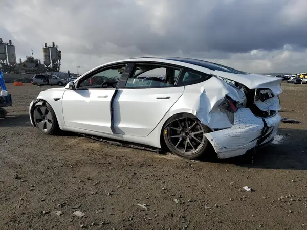 5YJ3E1EA7MF003393 2021 TESLA MODEL 3 - Image 2