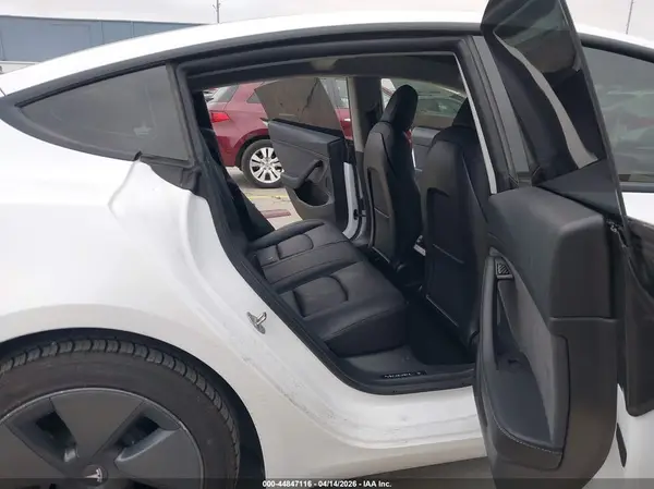 5YJ3E1EA7MF013647 2021 TESLA MODEL 3 - Image 8