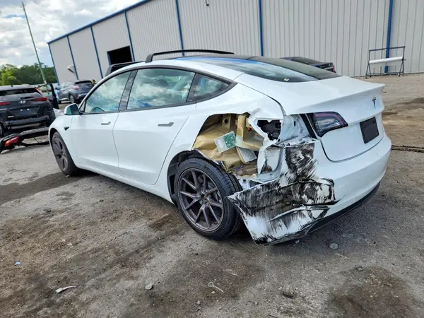 5YJ3E1EA7MF017519 2021 TESLA MODEL 3 - Image 2
