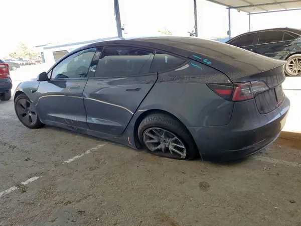 5YJ3E1EA7MF017598 2021 TESLA MODEL 3 - Image 2