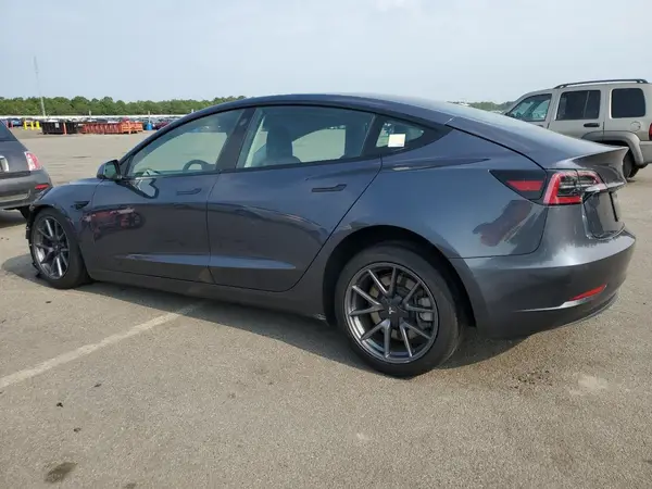 5YJ3E1EA7MF022218 2021 TESLA MODEL 3 - Image 2