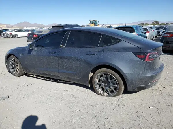 5YJ3E1EA7MF025863 2021 TESLA MODEL 3 - Image 2