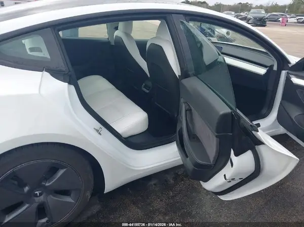 5YJ3E1EA7MF025877 2021 TESLA MODEL 3 - Image 8