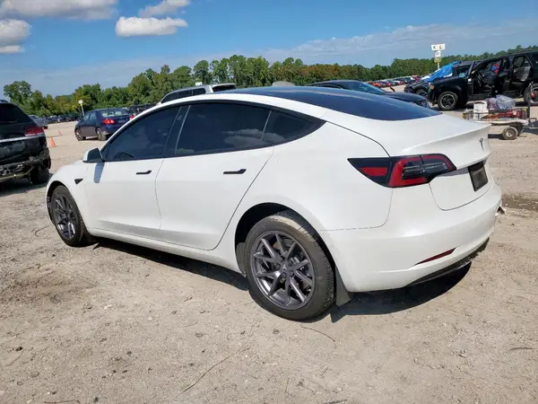 5YJ3E1EA7MF025958 2021 TESLA MODEL 3 - Image 2