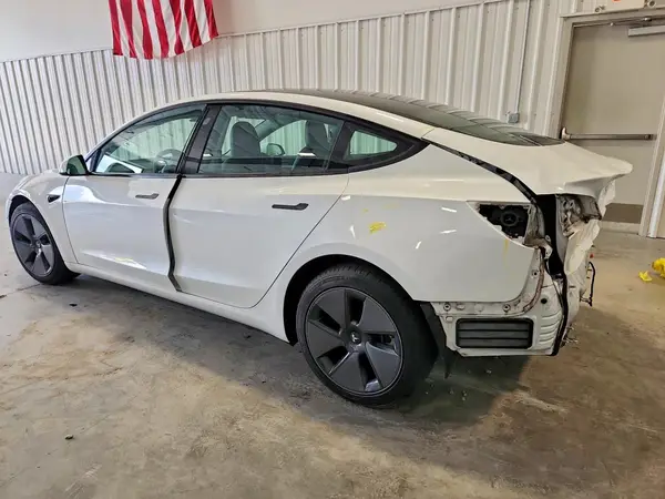 5YJ3E1EA7MF027306 2021 TESLA MODEL 3 - Image 2
