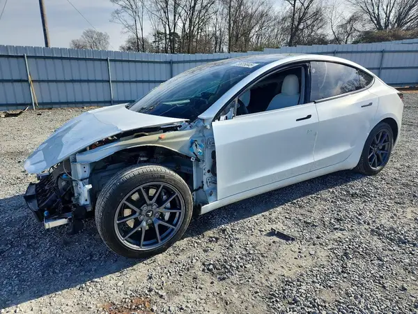 5YJ3E1EA7MF046132 2021 TESLA MODEL 3 - Image 1