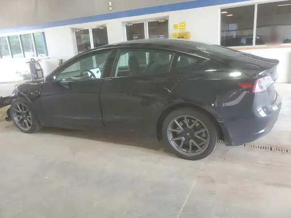 5YJ3E1EA7MF053078 2021 TESLA MODEL 3 - Image 2