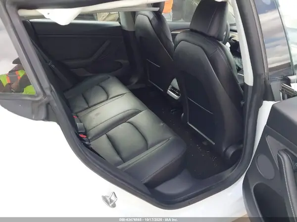 5YJ3E1EA7MF057048 2021 TESLA MODEL 3 - Image 8