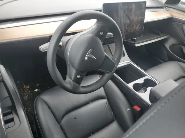 5YJ3E1EA7MF058135 2021 TESLA MODEL 3 - Image 8