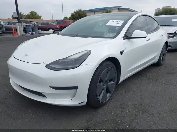 5YJ3E1EA7MF060015 2021 TESLA MODEL 3 - Image 2