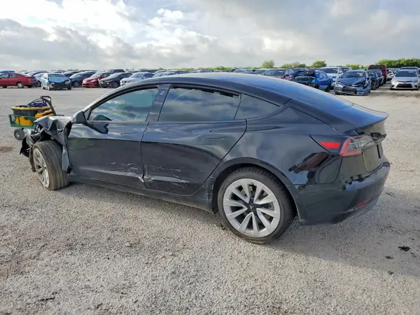 5YJ3E1EA7MF064467 2021 TESLA MODEL 3 - Image 2