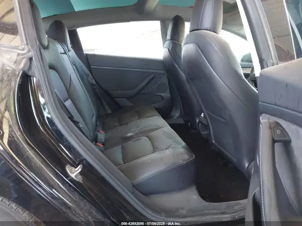 5YJ3E1EA7MF074870 2021 TESLA MODEL 3 - Image 8