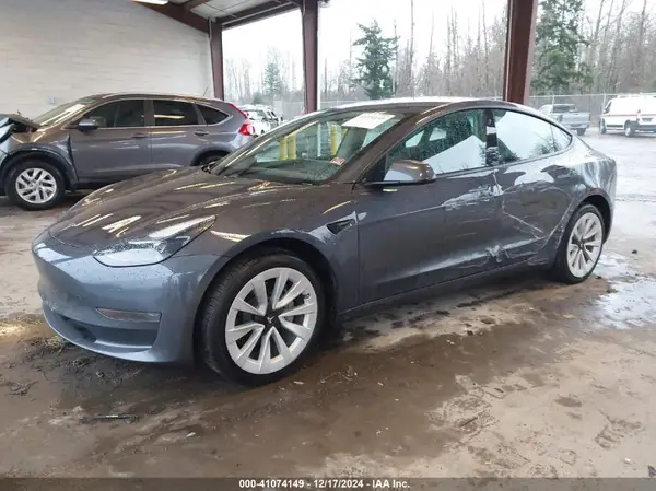 5YJ3E1EA7MF083214 2021 TESLA MODEL 3 - Image 2
