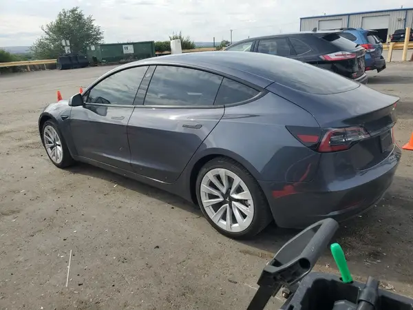 5YJ3E1EA7MF085044 2021 TESLA MODEL 3 - Image 2