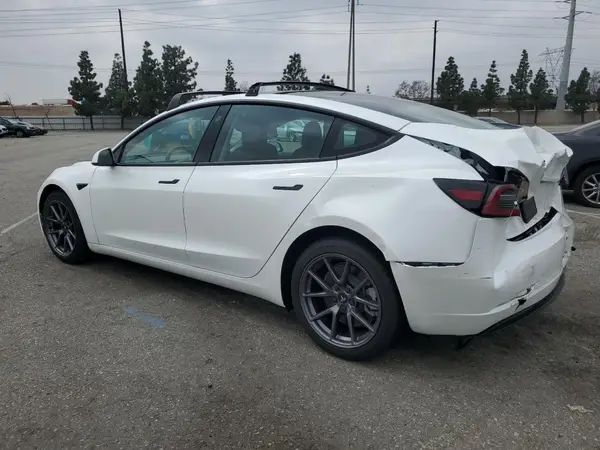 5YJ3E1EA7MF087909 2021 TESLA MODEL 3 - Image 2