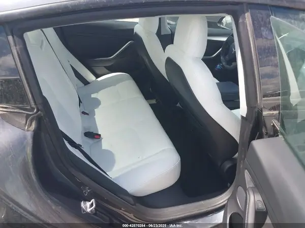 5YJ3E1EA7MF089935 2021 TESLA MODEL 3 - Image 8