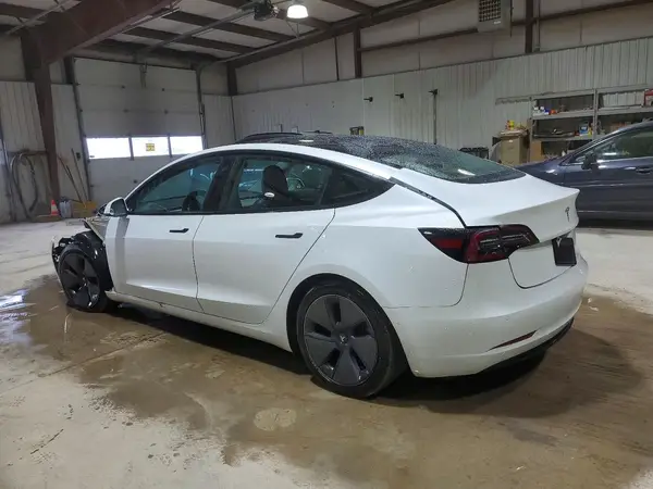 5YJ3E1EA7MF090969 2021 TESLA MODEL 3 - Image 2