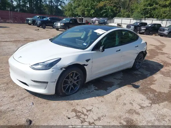 5YJ3E1EA7MF096240 2021 TESLA MODEL 3 - Image 2