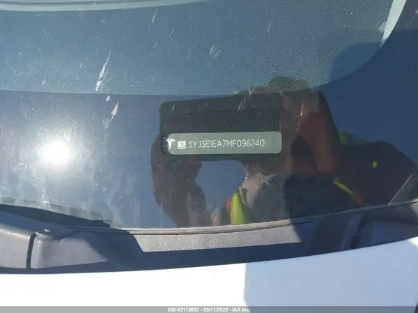 5YJ3E1EA7MF096240 2021 TESLA MODEL 3 - Image 8