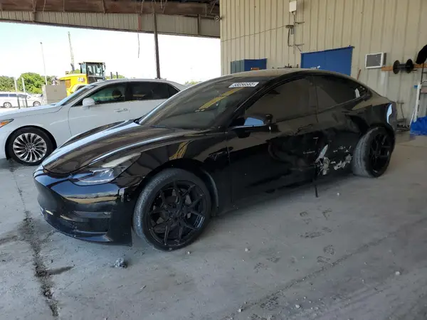 5YJ3E1EA7MF097744 2021 TESLA MODEL 3 - Image 1
