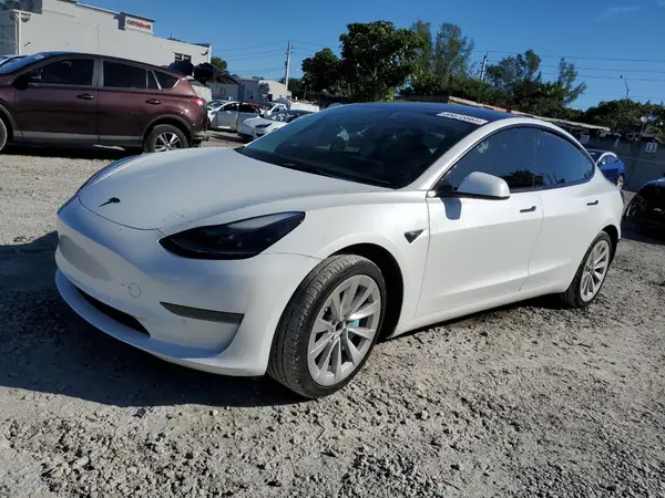 5YJ3E1EA7MF098604 2021 TESLA MODEL 3 - Image 1