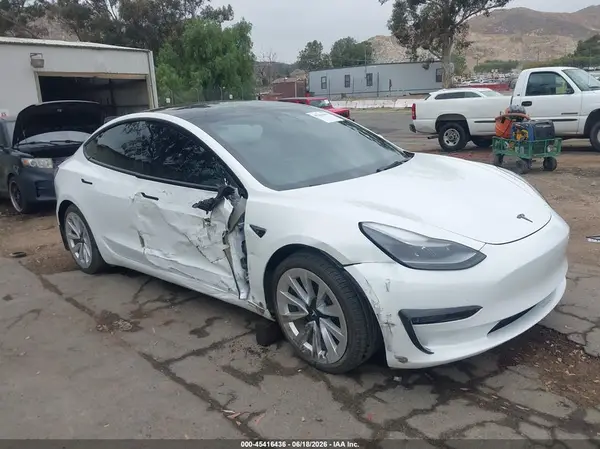 5YJ3E1EA7MF099042 2021 TESLA MODEL 3 - Image 1