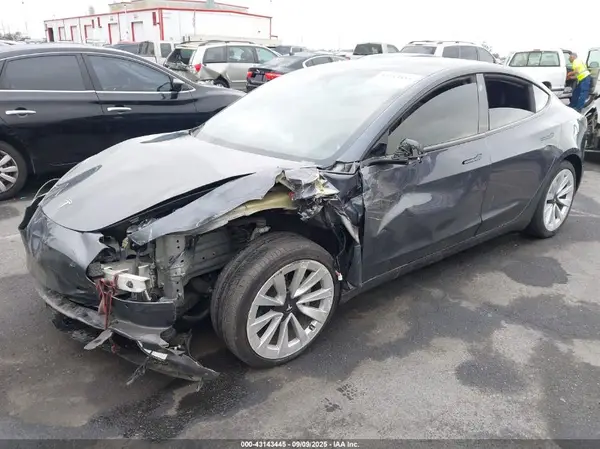 5YJ3E1EA7MF851080 2021 TESLA MODEL 3 - Image 2